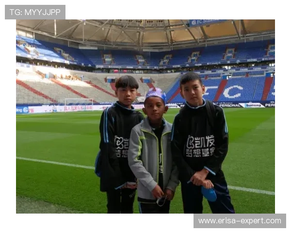 凯发足球官网提供最新赛事资讯和专业比赛分析助你掌握足球动态